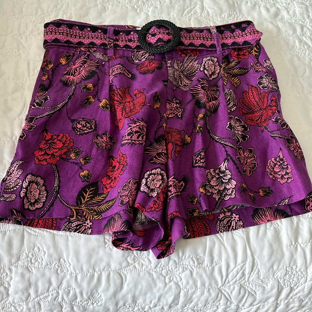 Nicole miller linen shorts